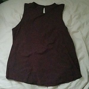 lululemon on the go burgundy tank top size 6